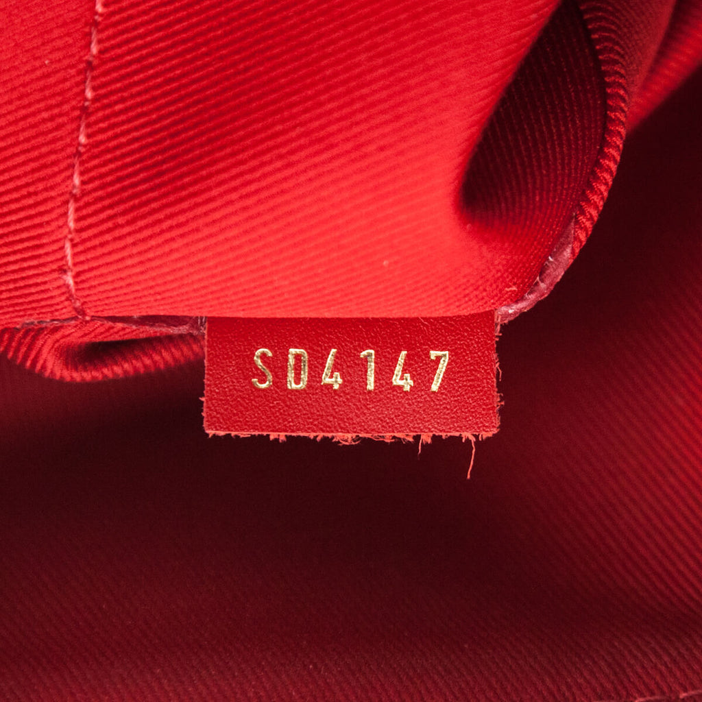Louis Vuitton South Bank – The Brand Collector