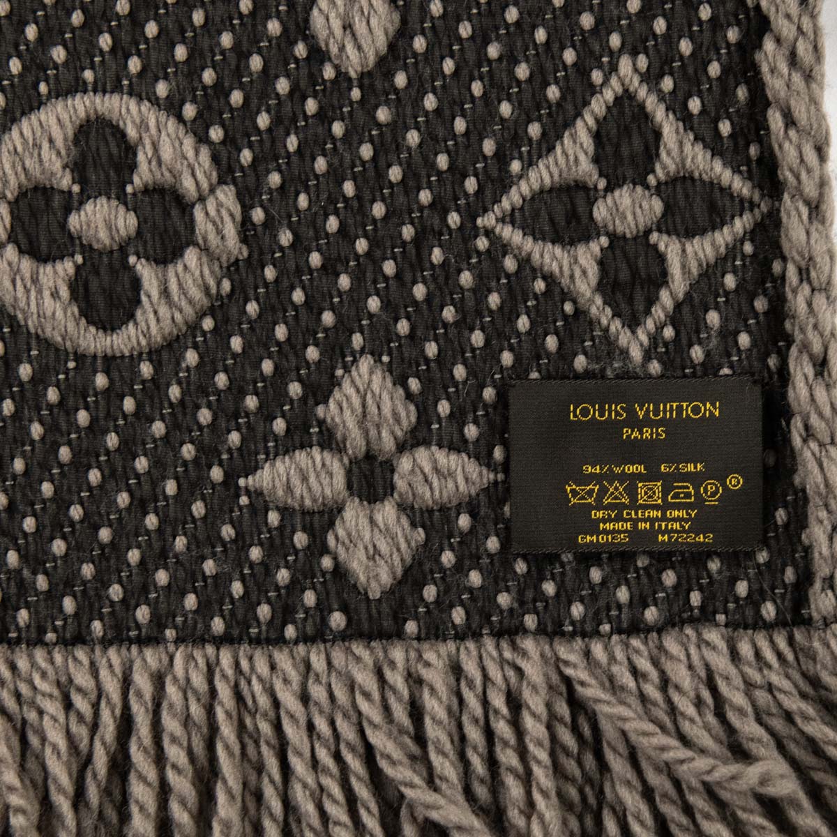 Preloved Authentic Louis Vuitton Wool Silk Logomania Scarf Black