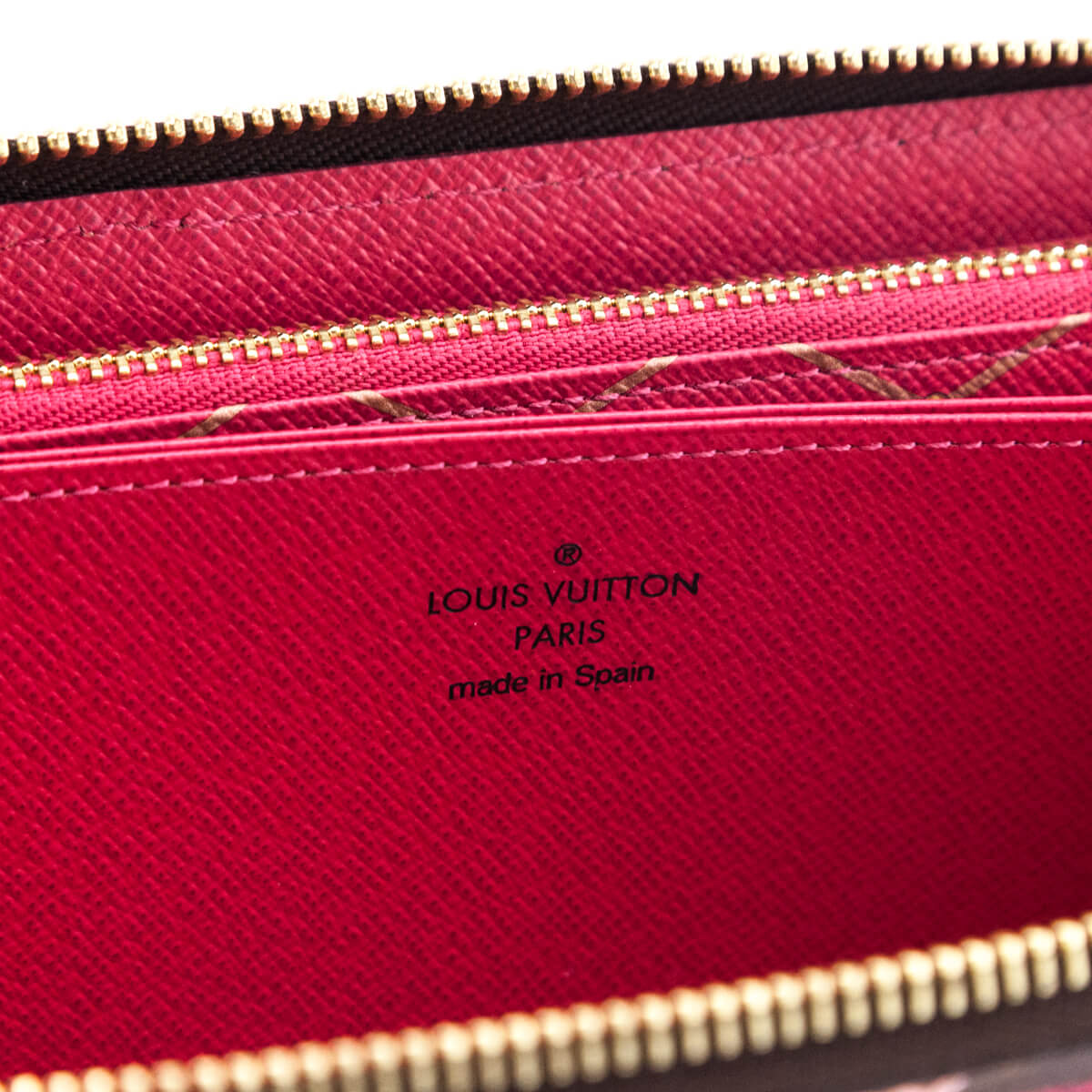 Louis Vuitton] Louis Vuitton Compact zip punching M95188 monogram Per –  KYOTO NISHIKINO