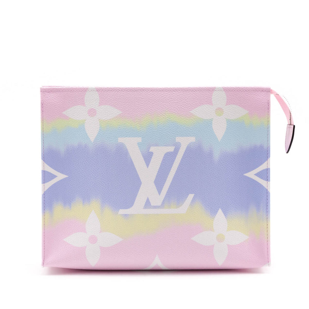 Louis Vuitton game on toiletry pouch 26 – Lady Clara's Collection