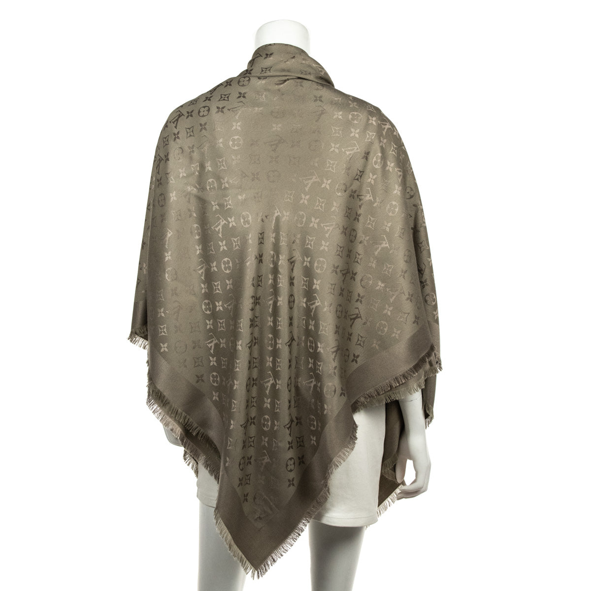 Louis Vuitton monogram Cream Dune Tone on tone shawl weaved jacquard silk  M71360 ref.129155 - Joli Closet