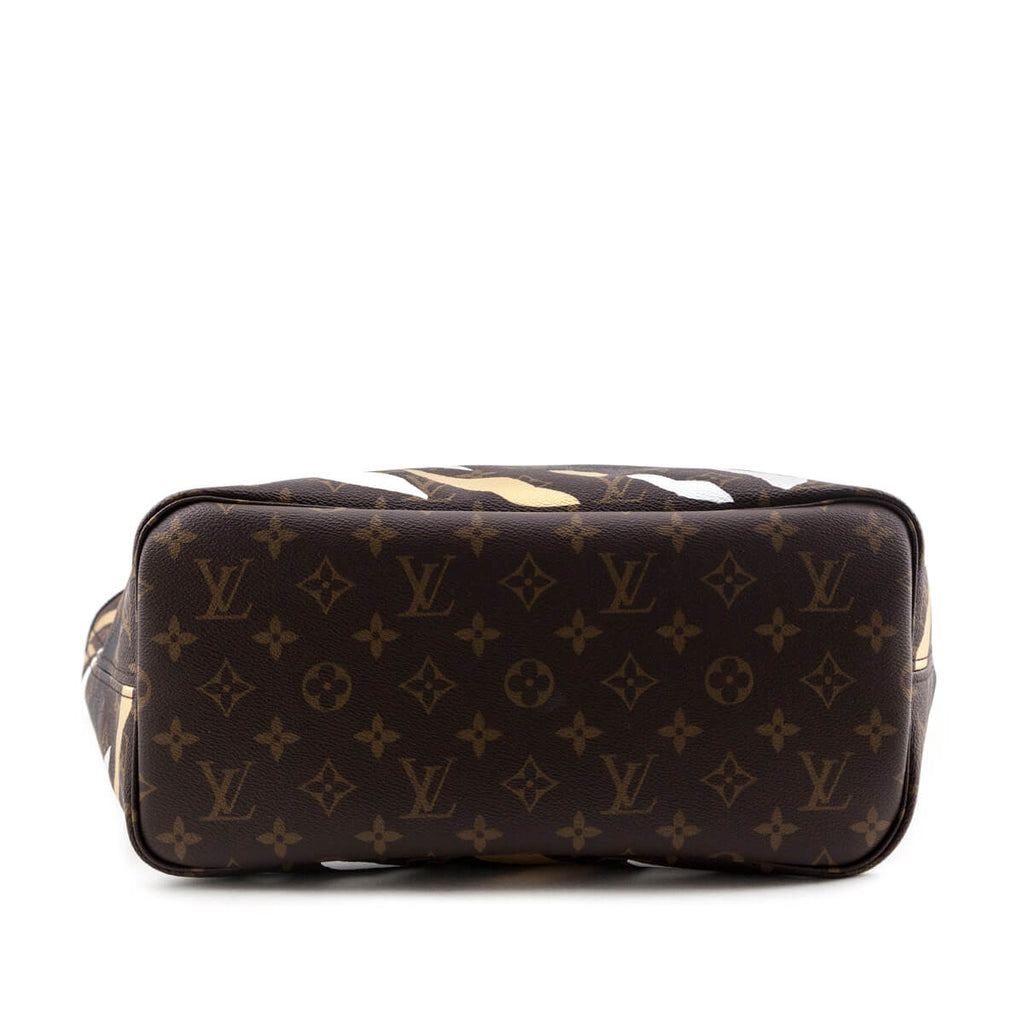 Louis Vuitton LV X LOL League of Legends Monogram Neverfull MM Tote  1216lv16 at 1stDibs