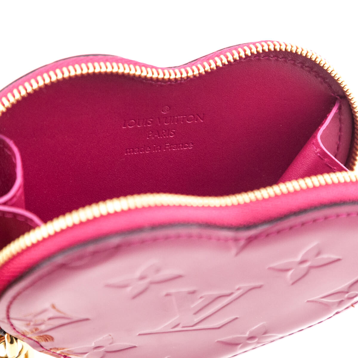 Louis Vuitton 2007 pre-owned Vernis debossed monogram heart coin purse Rosa