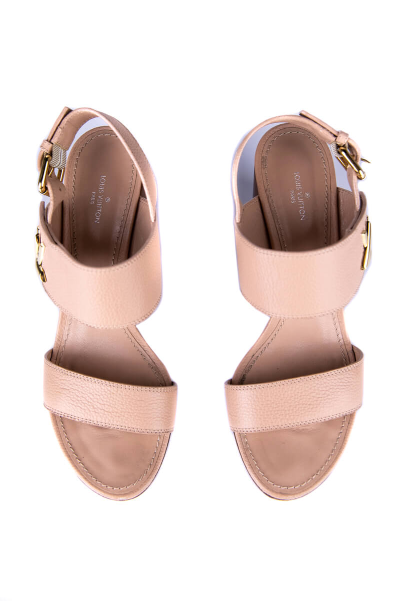 Leather sandals Louis Vuitton Beige size 38.5 EU in Leather - 23685041
