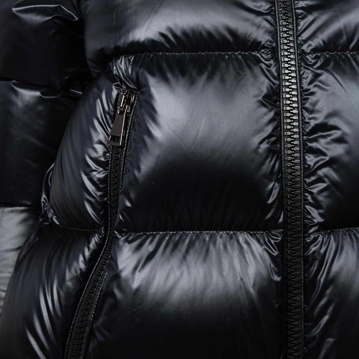 Moncler Black Quilted Serifur Fur Trim Hooded Down Parka Size S | 1 - Love that Bag etc - Preowned Authentic Designer Handbags & Preloved Fashions